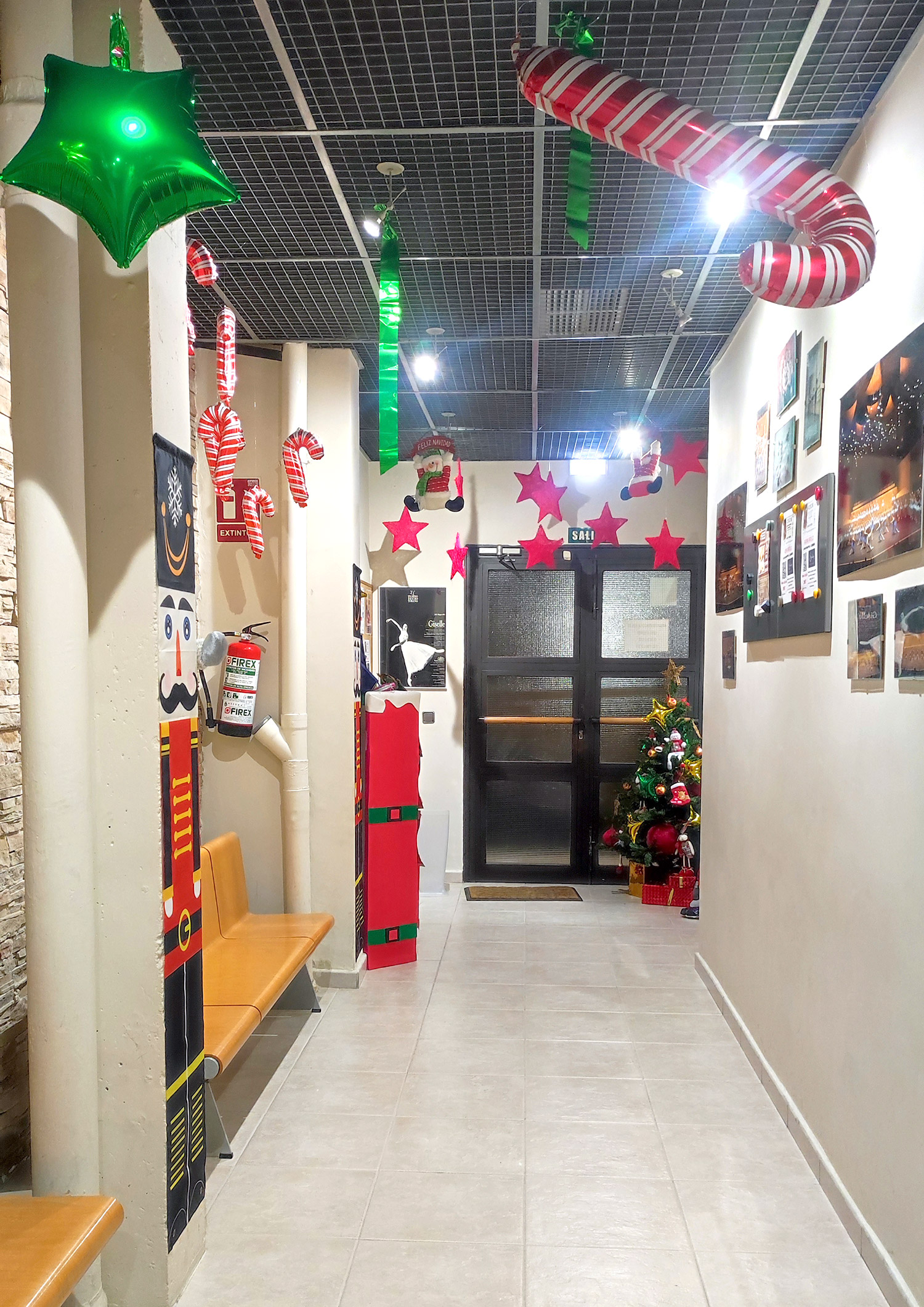 Puertas Abiertas y Navidad 2025